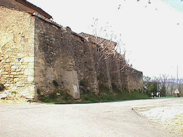Ancoules de l'auberge du Lion d'Or côté EST.