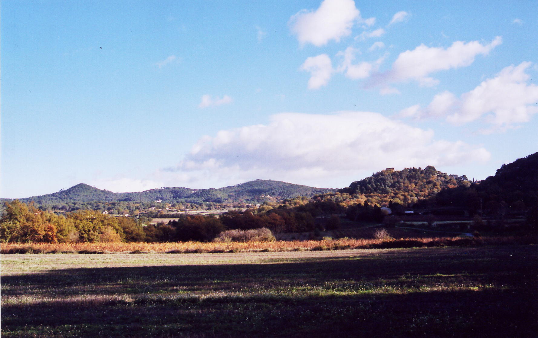 panorama vu de St-Marcellin du Collet pointu à la Baume